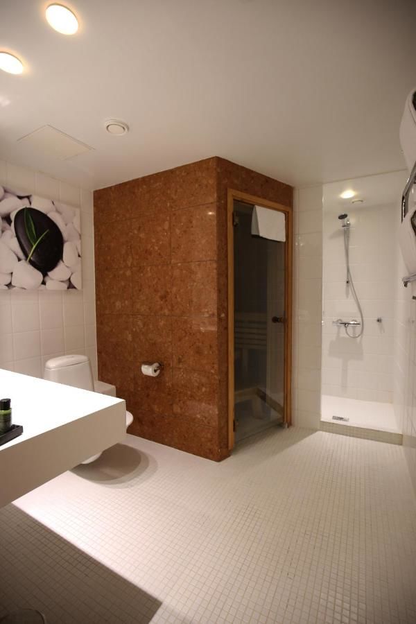 Отель Hotel Verso Йювяскюля